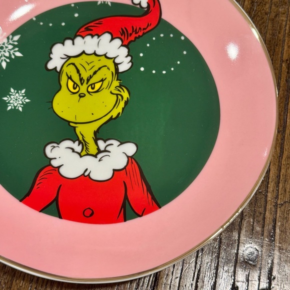 The Grinch with Snowflakes Pink and Green Salad Plate - Picture 3 of 6